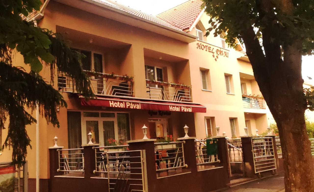 Hotel Pavai Hajdúszoboszló Dış mekan fotoğraf