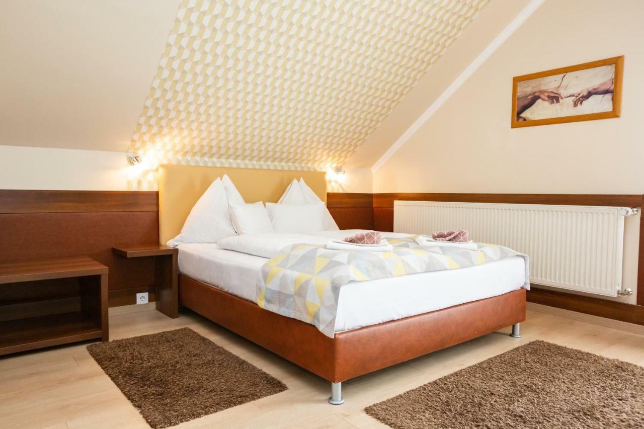 Hotel Pavai Hajdúszoboszló Dış mekan fotoğraf
